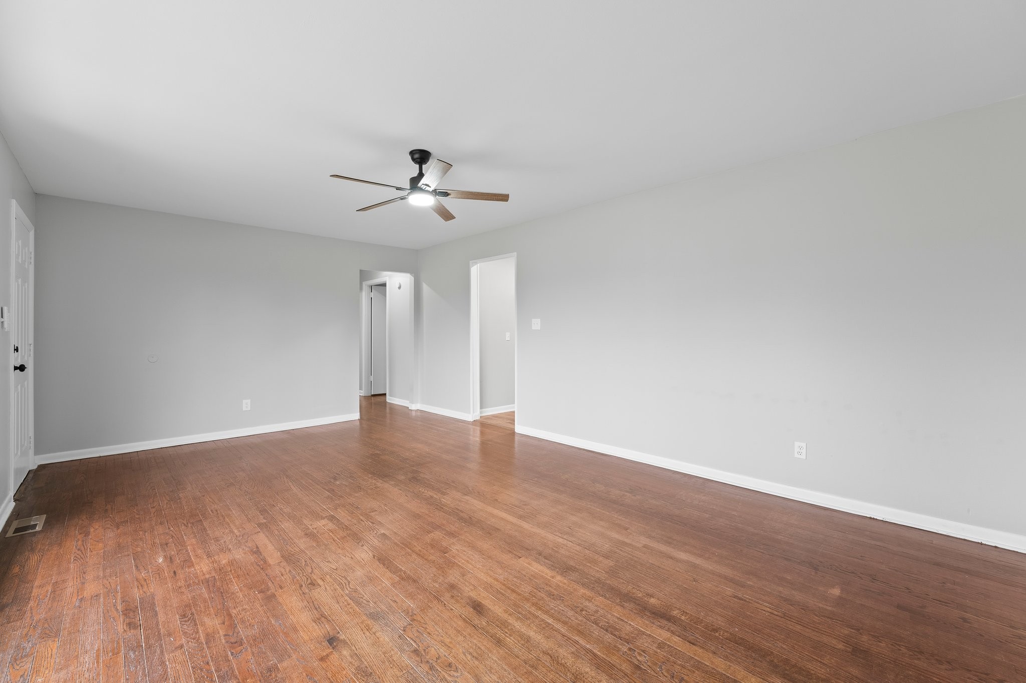 102 Spring Hill Dr