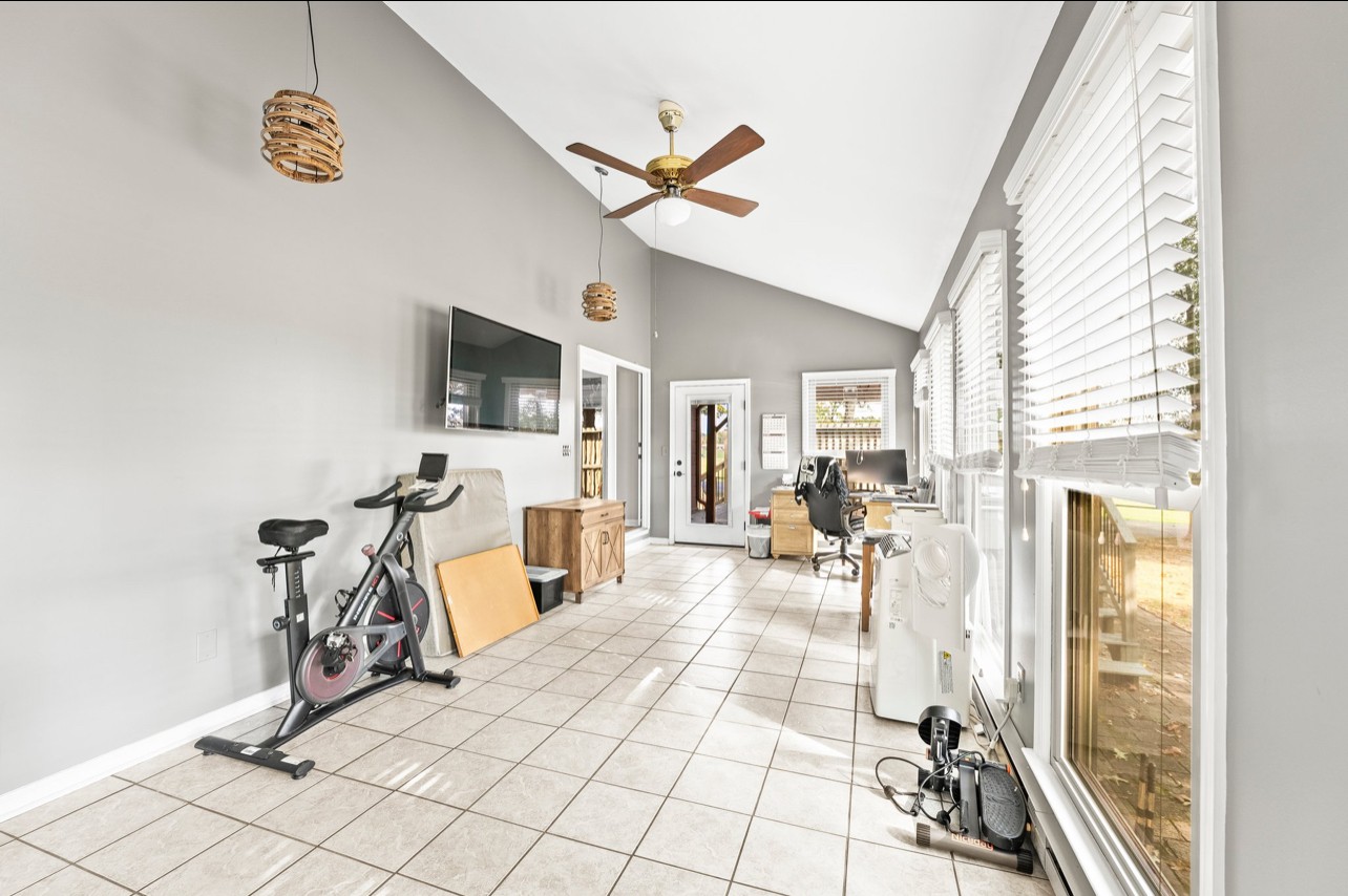 113 Oak Hill Dr
