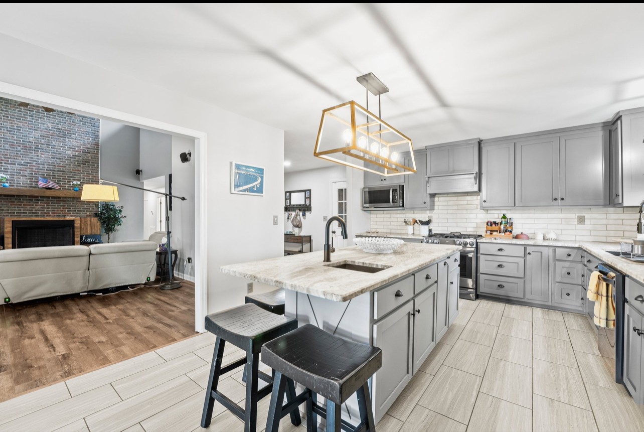 113 Oak Hill Dr