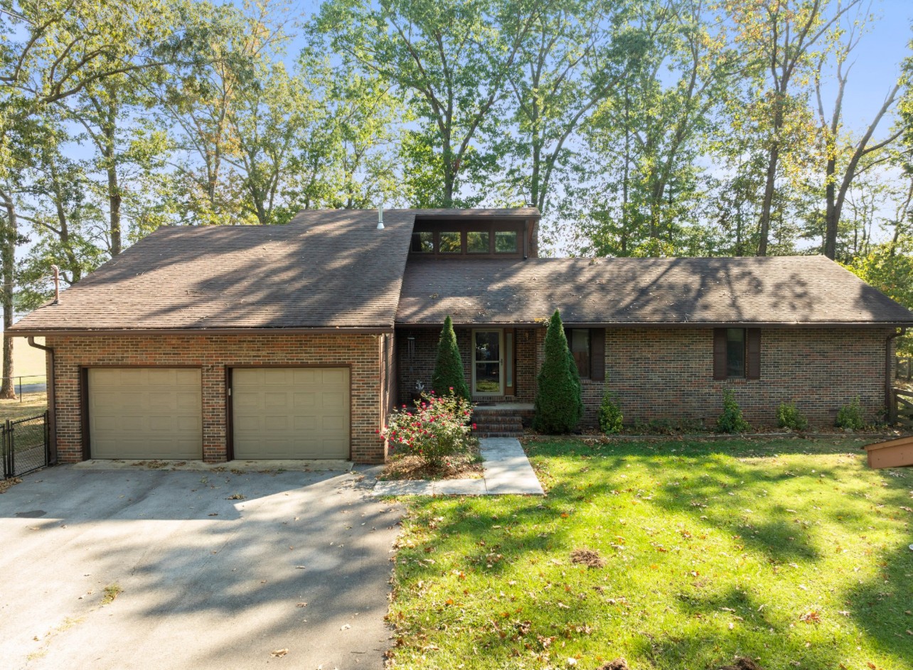 113 Oak Hill Dr