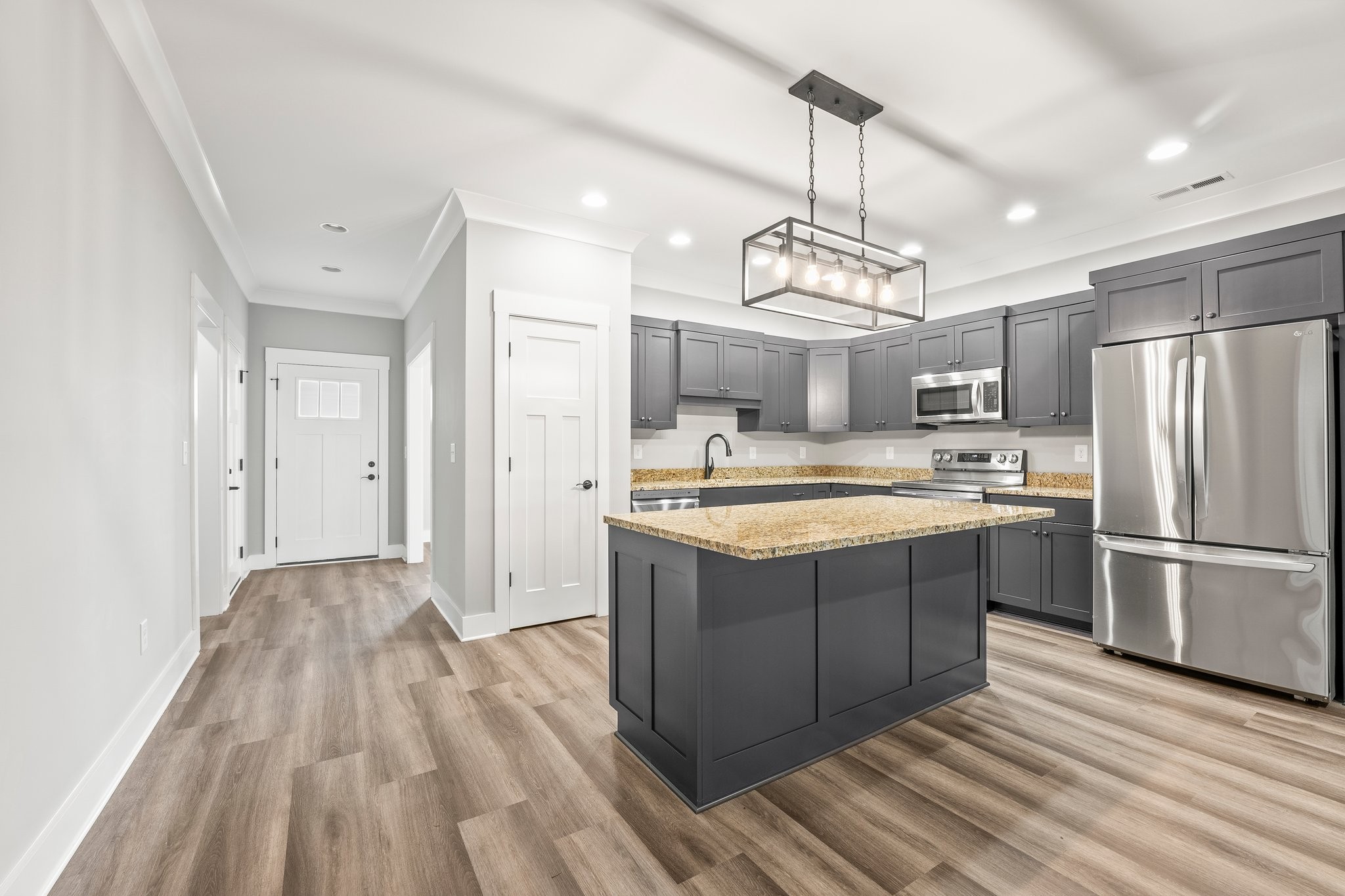 127 Edgefield Court