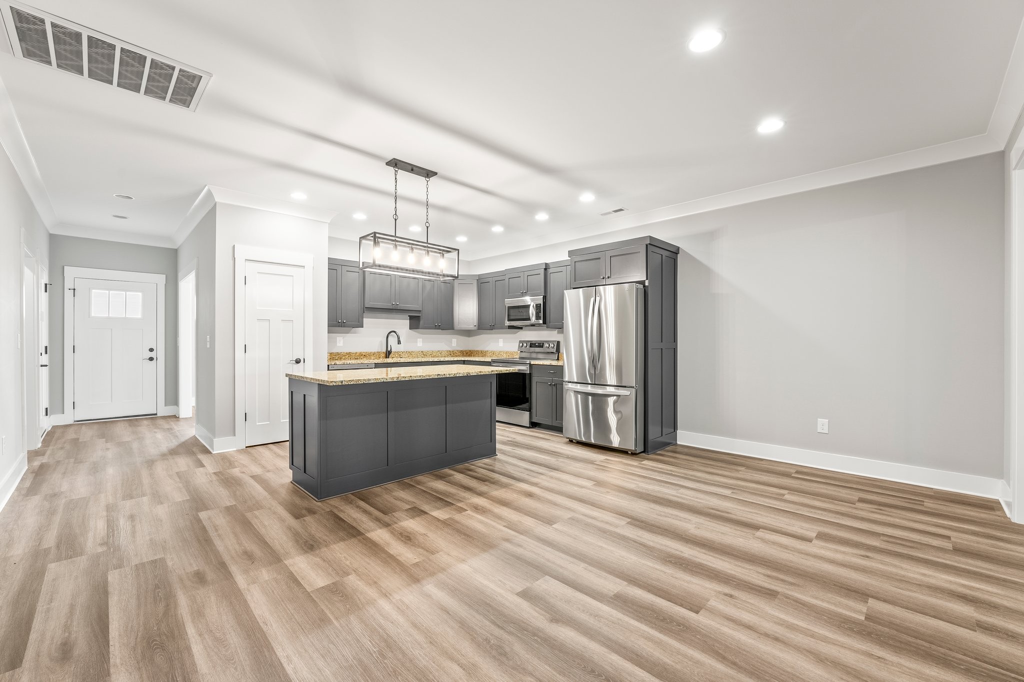 127 Edgefield Court