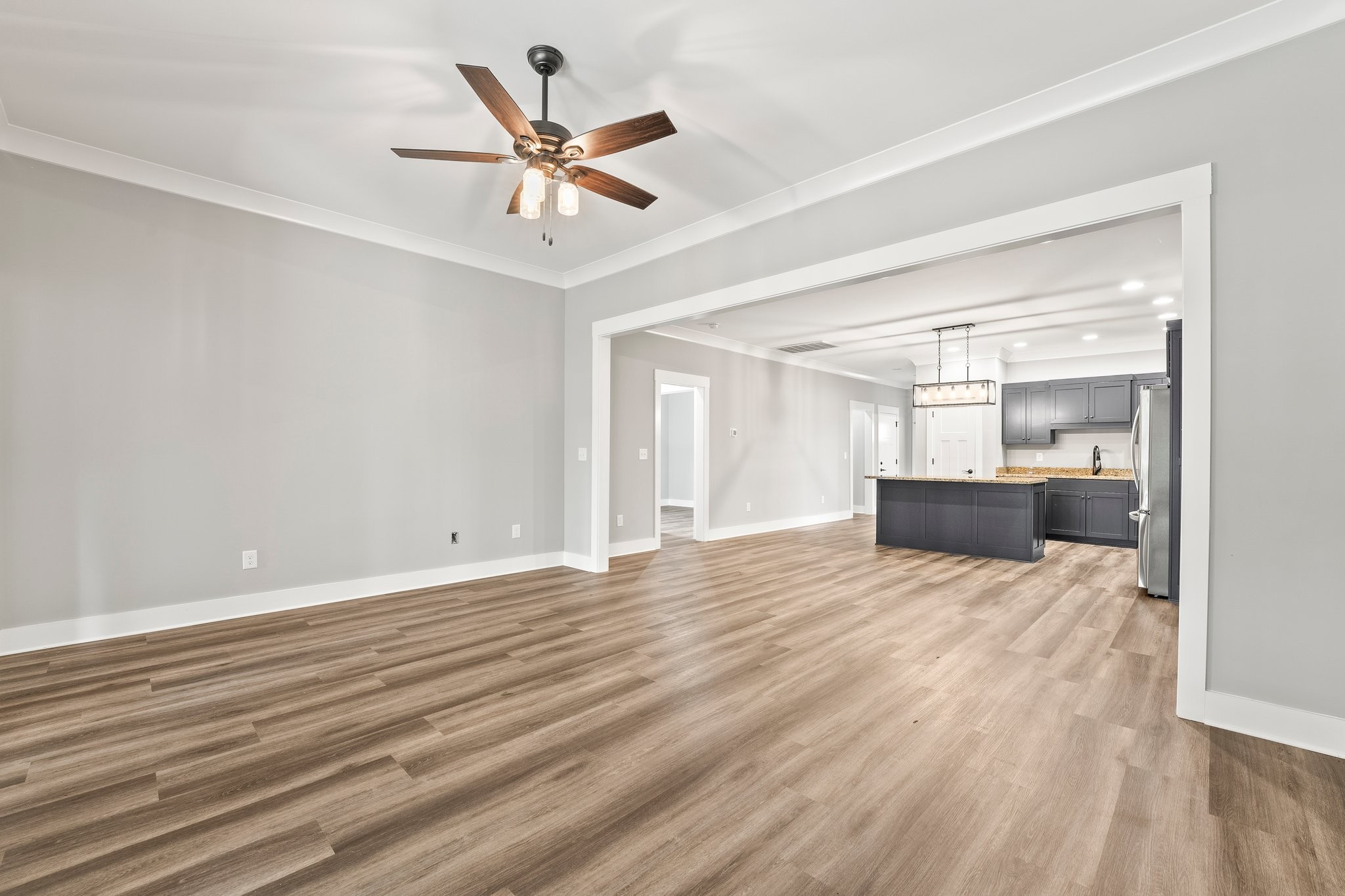 127 Edgefield Court
