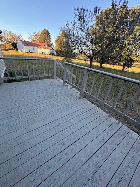 89 Morgan Ln
