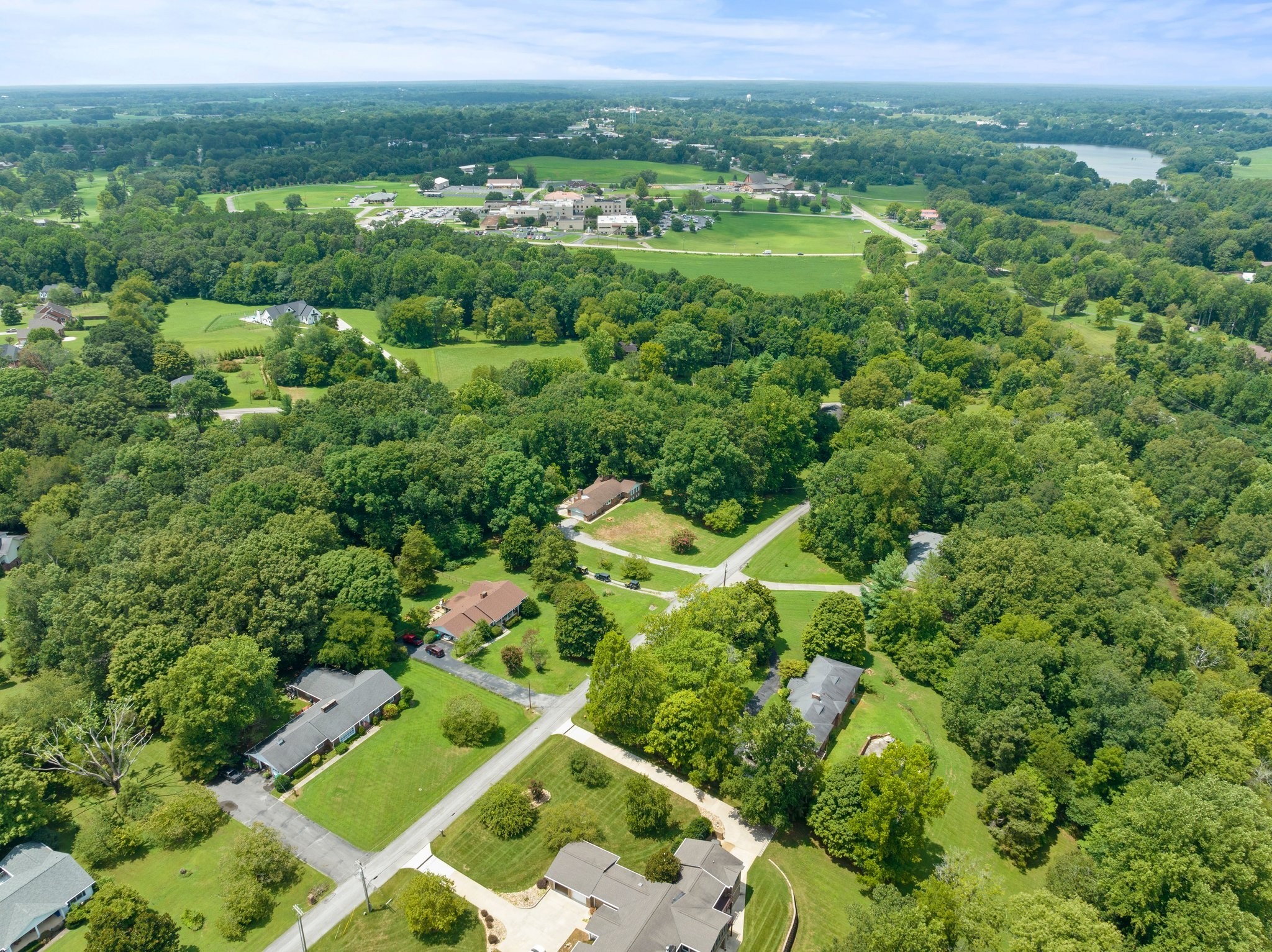 318 Shadowbrook Rd