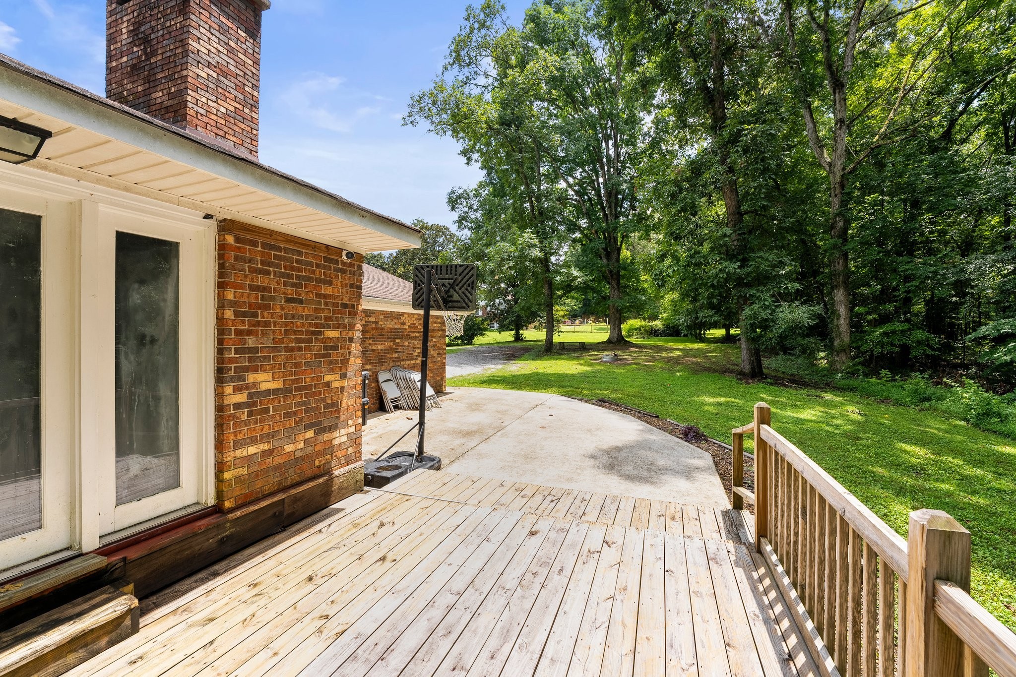 318 Shadowbrook Rd