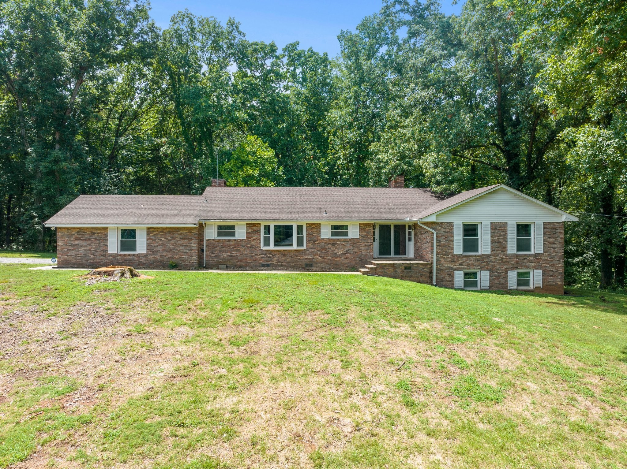 318 Shadowbrook Rd