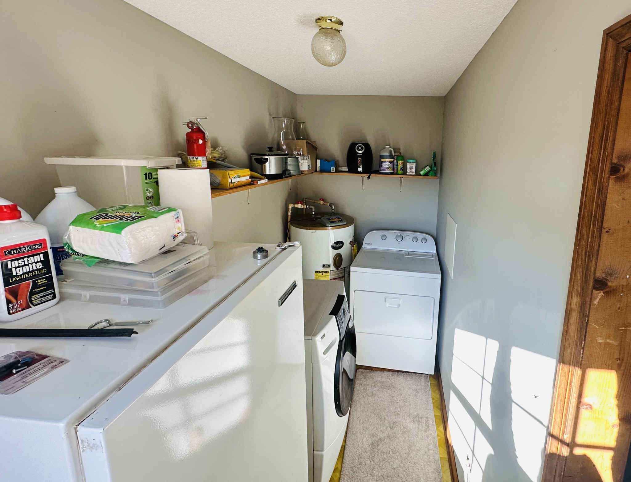 112 Lakeland Ct