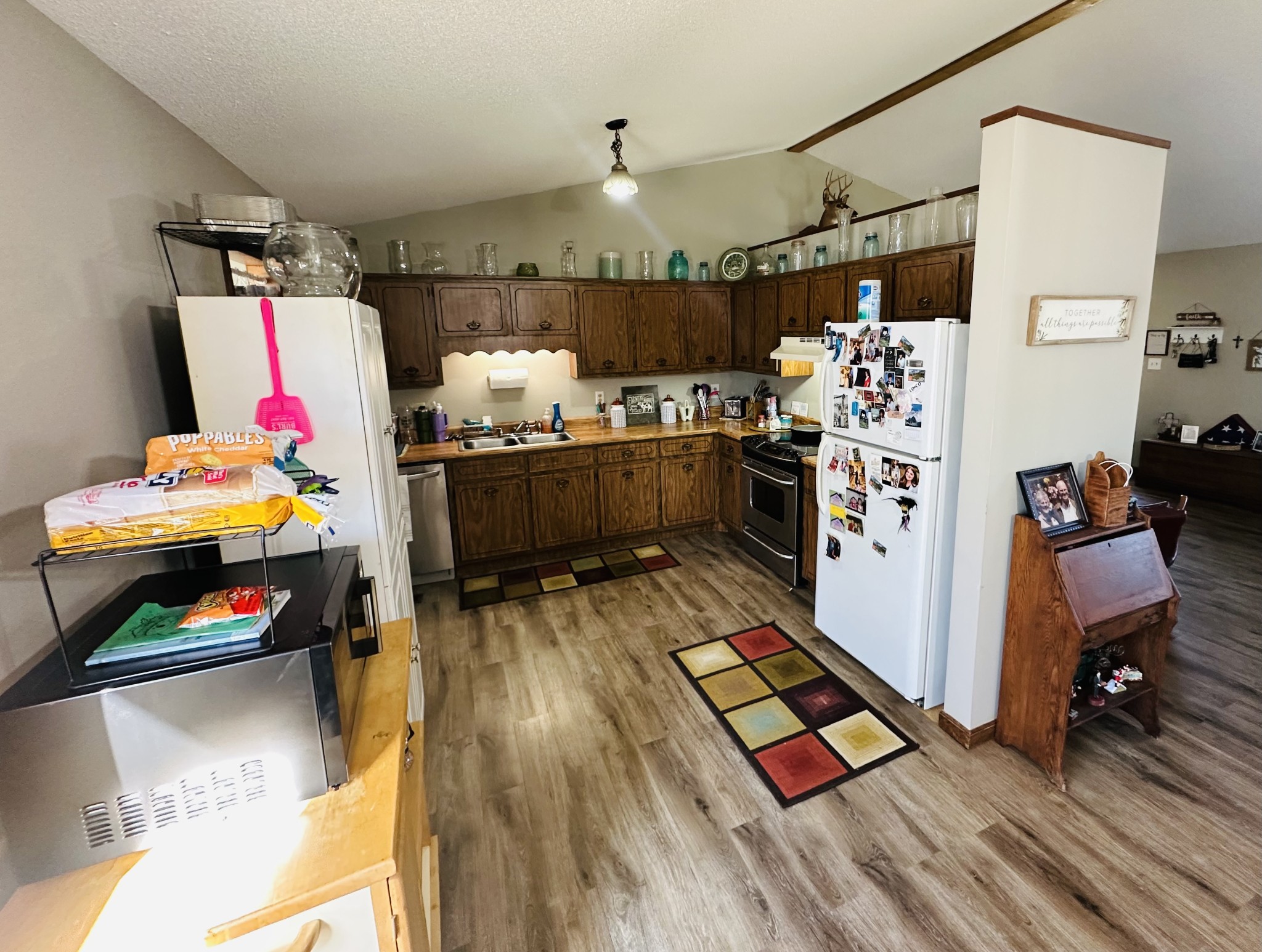 112 Lakeland Ct