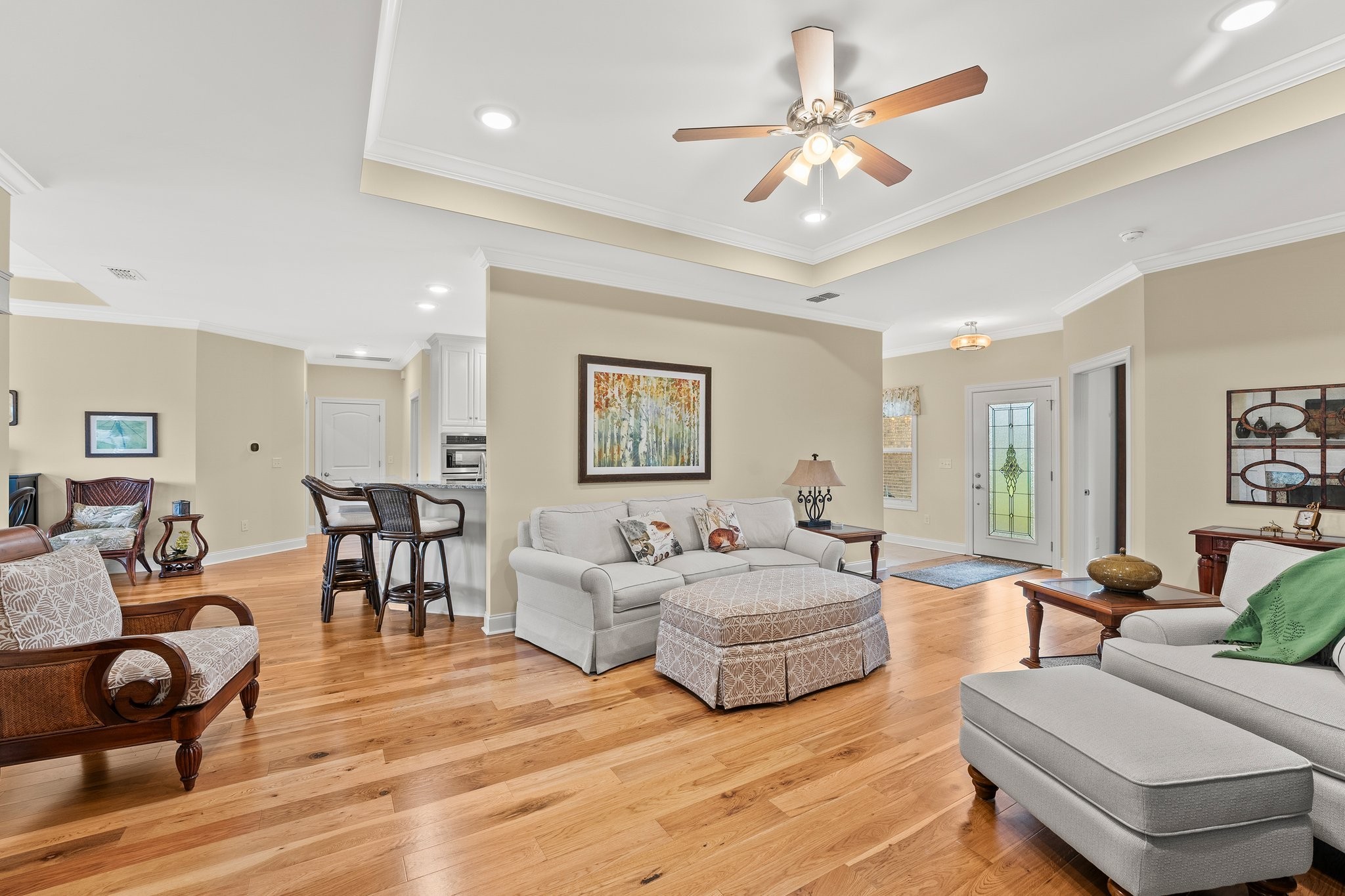 285 HANCOCK LANE