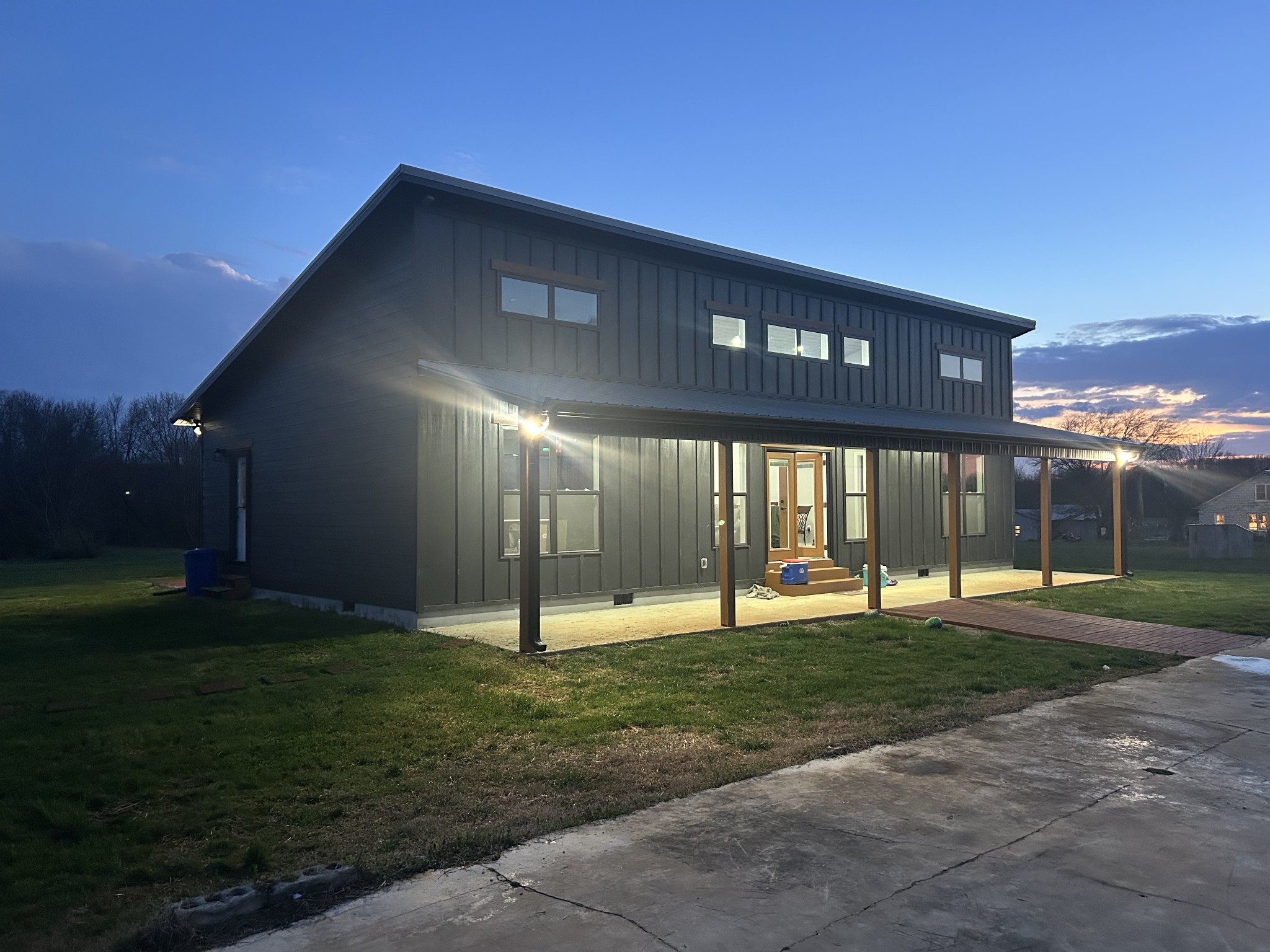 180 Schultz Ln