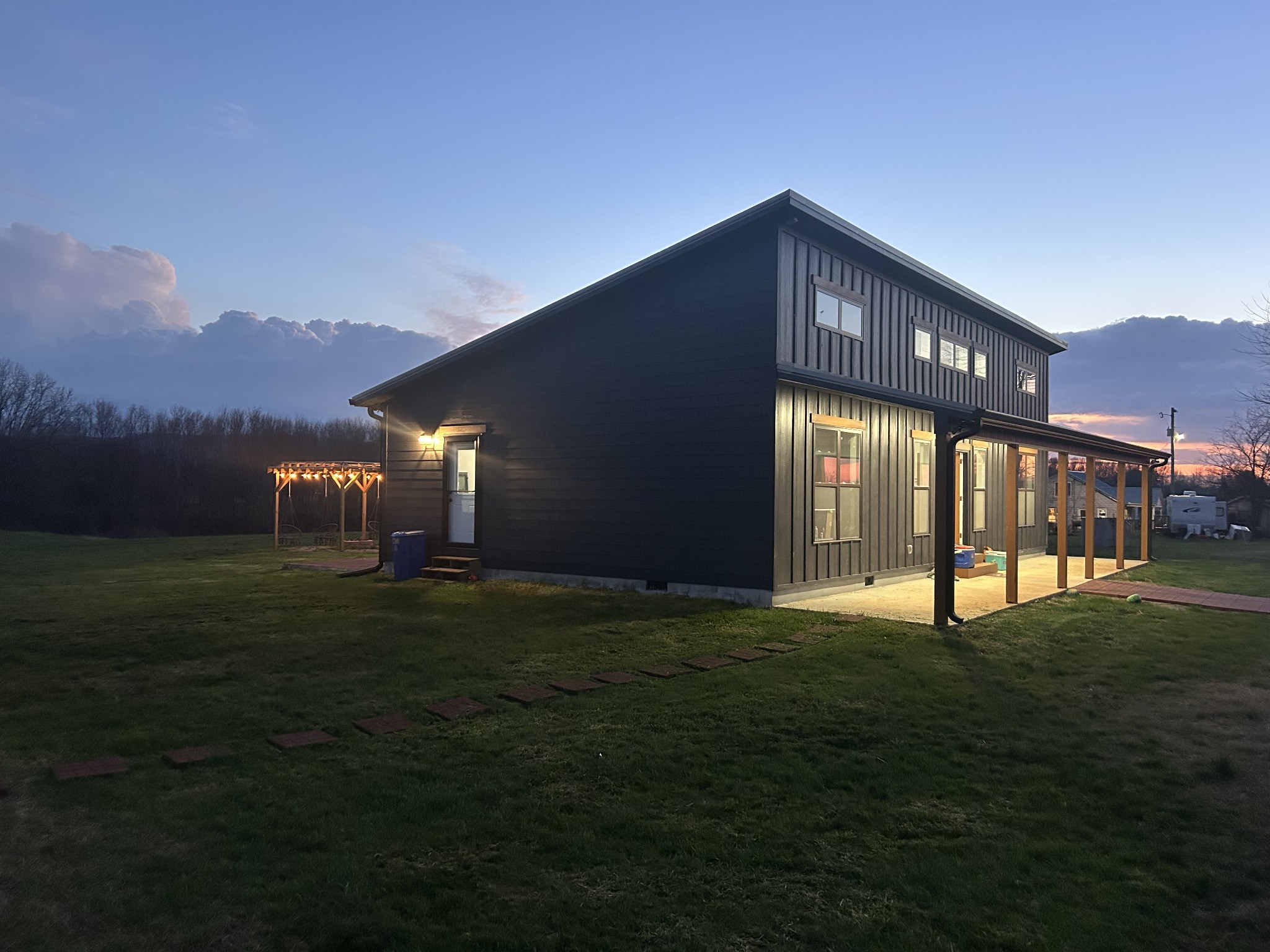 180 Schultz Ln