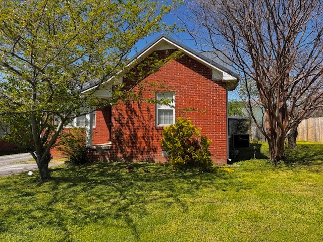 662 Main St