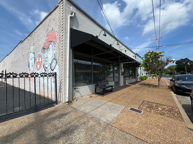 121 N Jefferson St