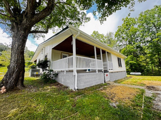 283 Gum St