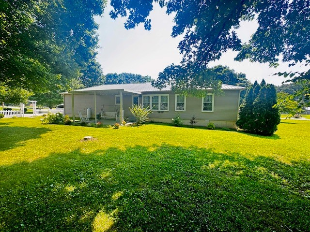 570 Gaines Cir
