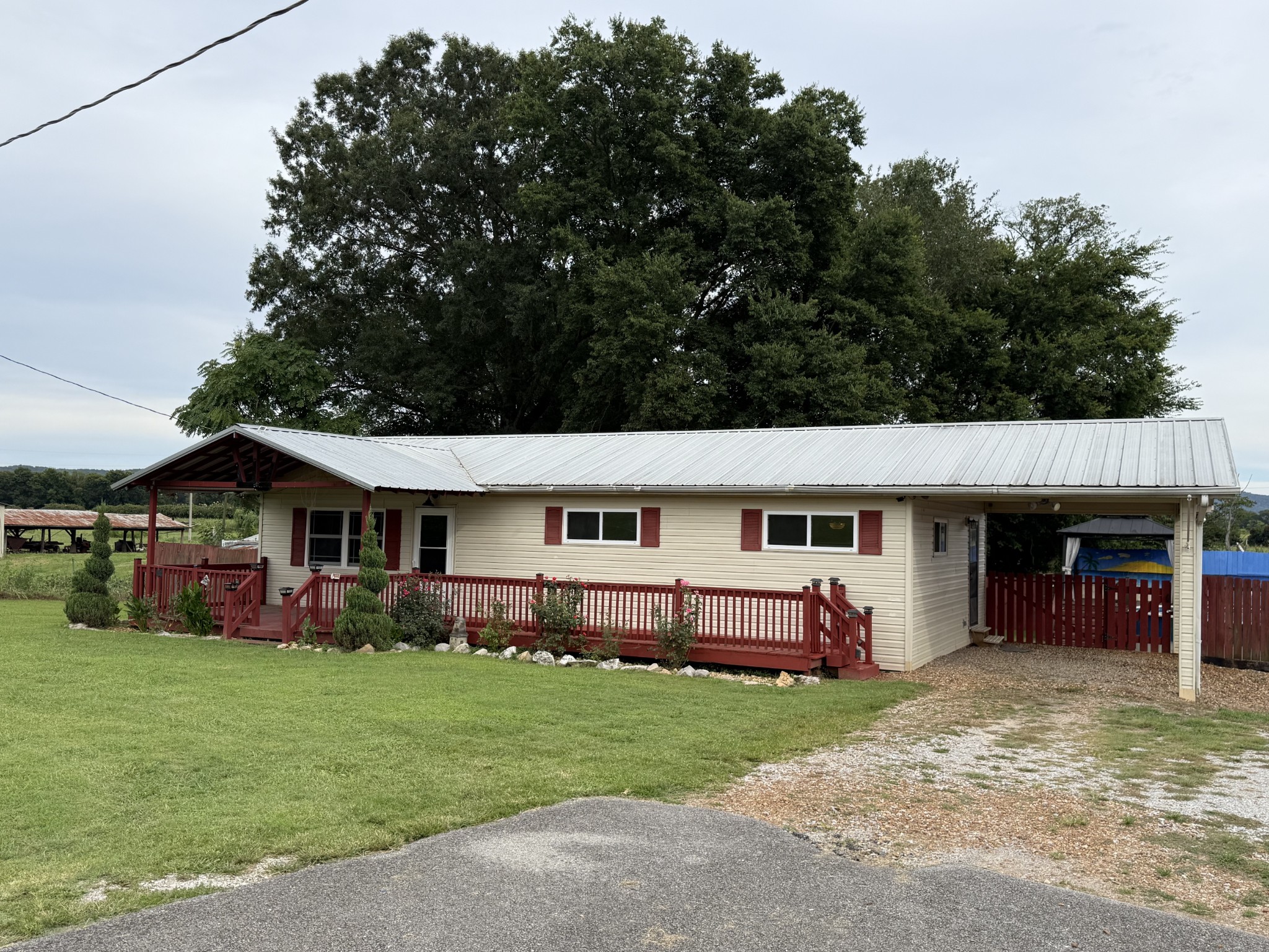 10697 David Crockett Pkwy
