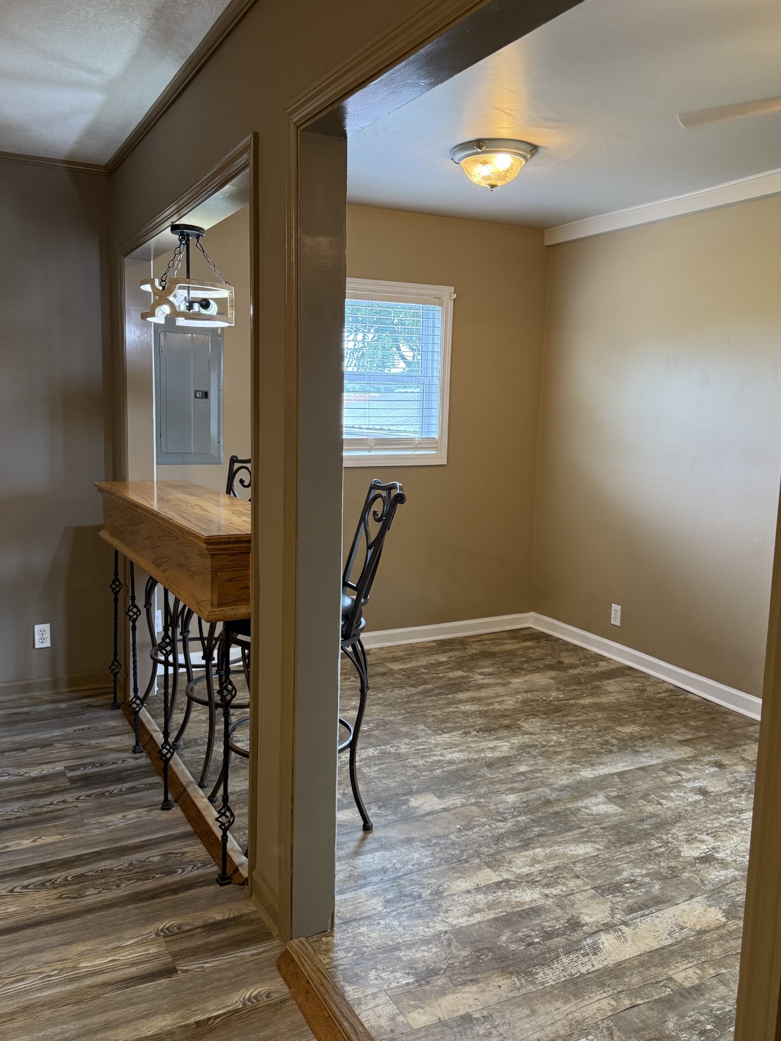 10697 David Crockett Pkwy