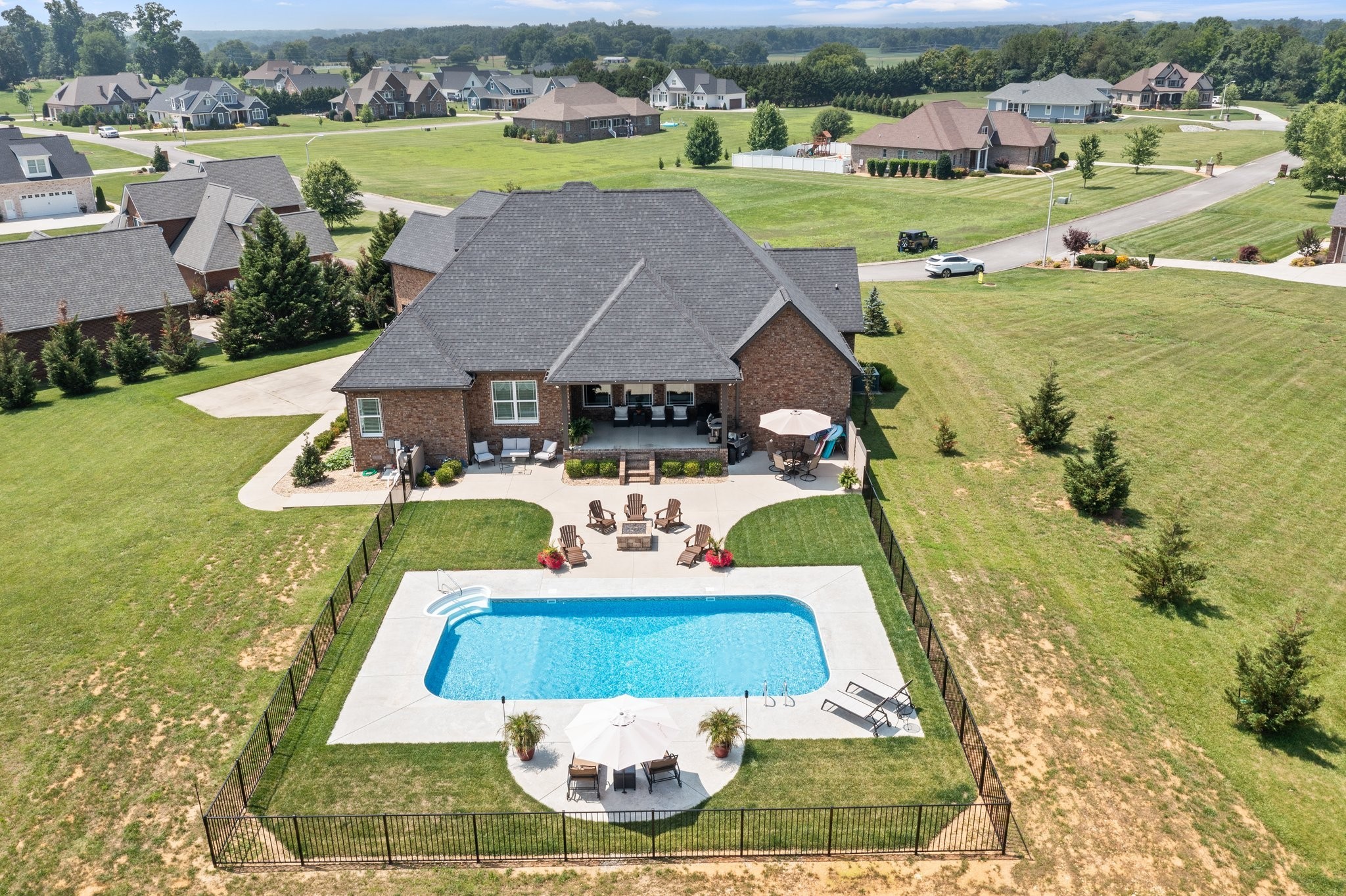 494 Cascade Dr