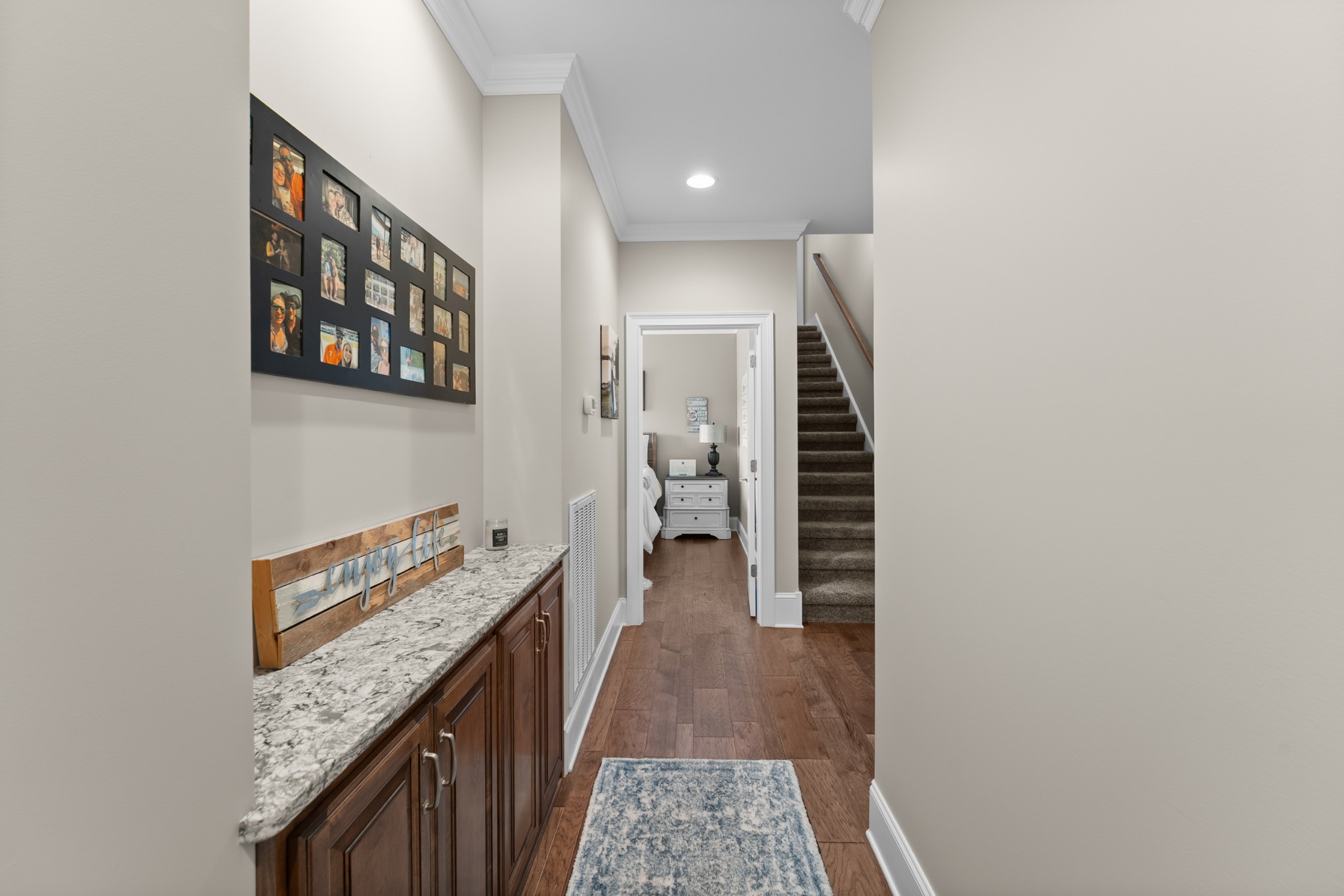 494 Cascade Dr