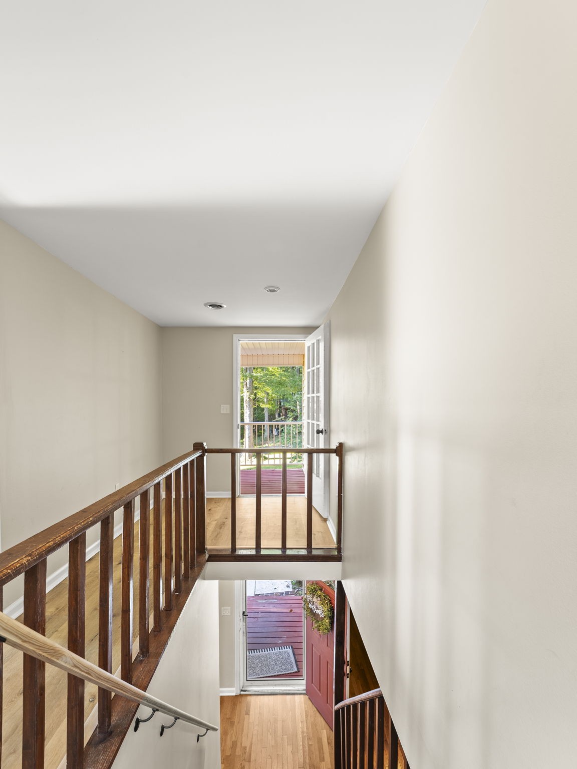235 Lakeview St
