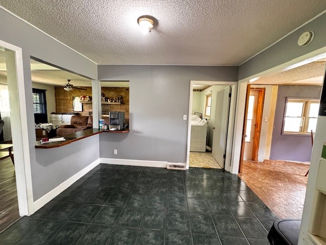 4025 David Crockett Pkwy, W