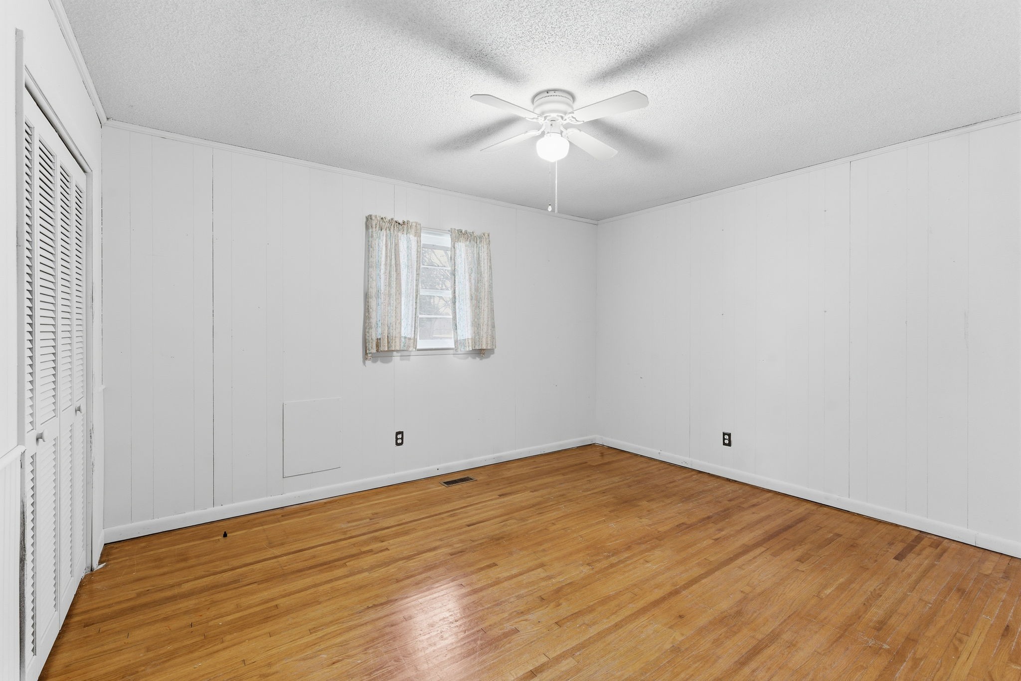 4137 Eastbrook Rd
