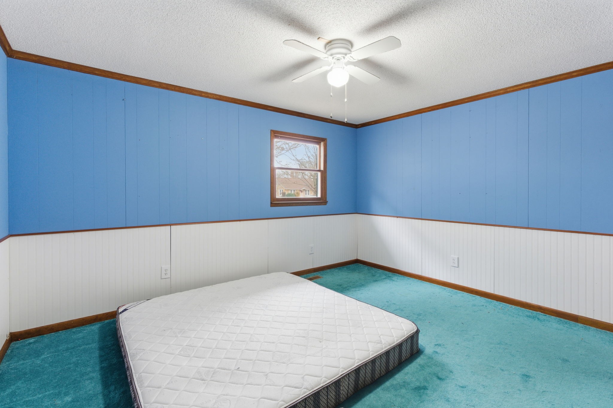 4137 Eastbrook Rd