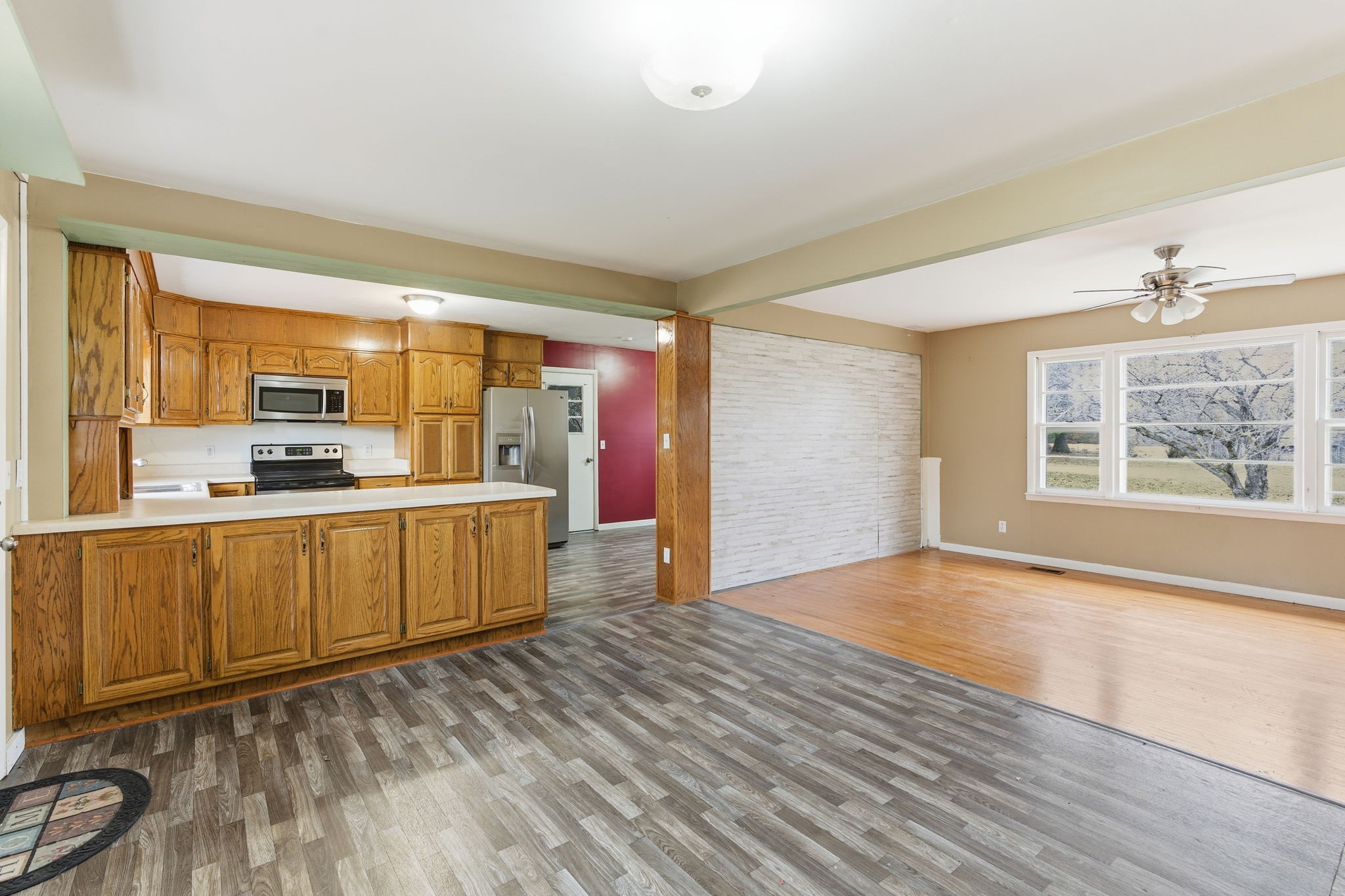 4137 Eastbrook Rd