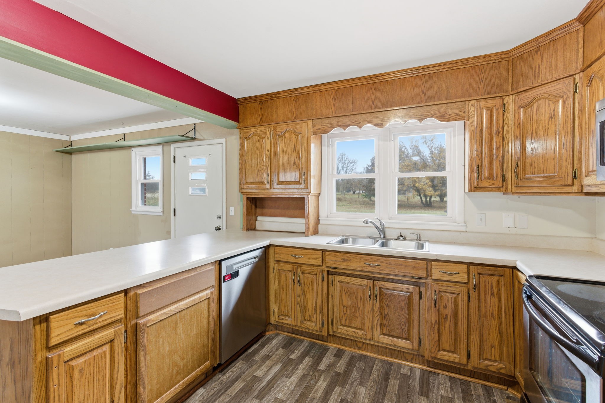 4137 Eastbrook Rd