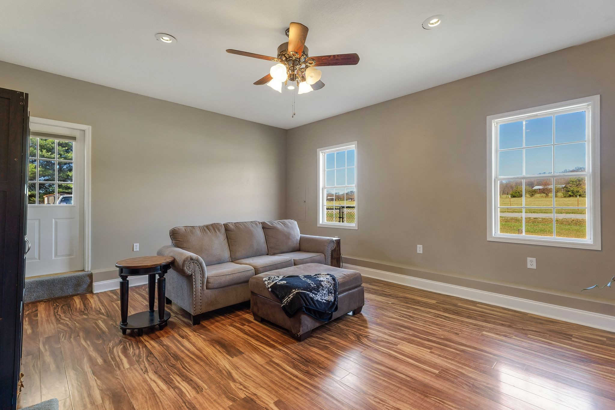 14 Hazelwood Ln