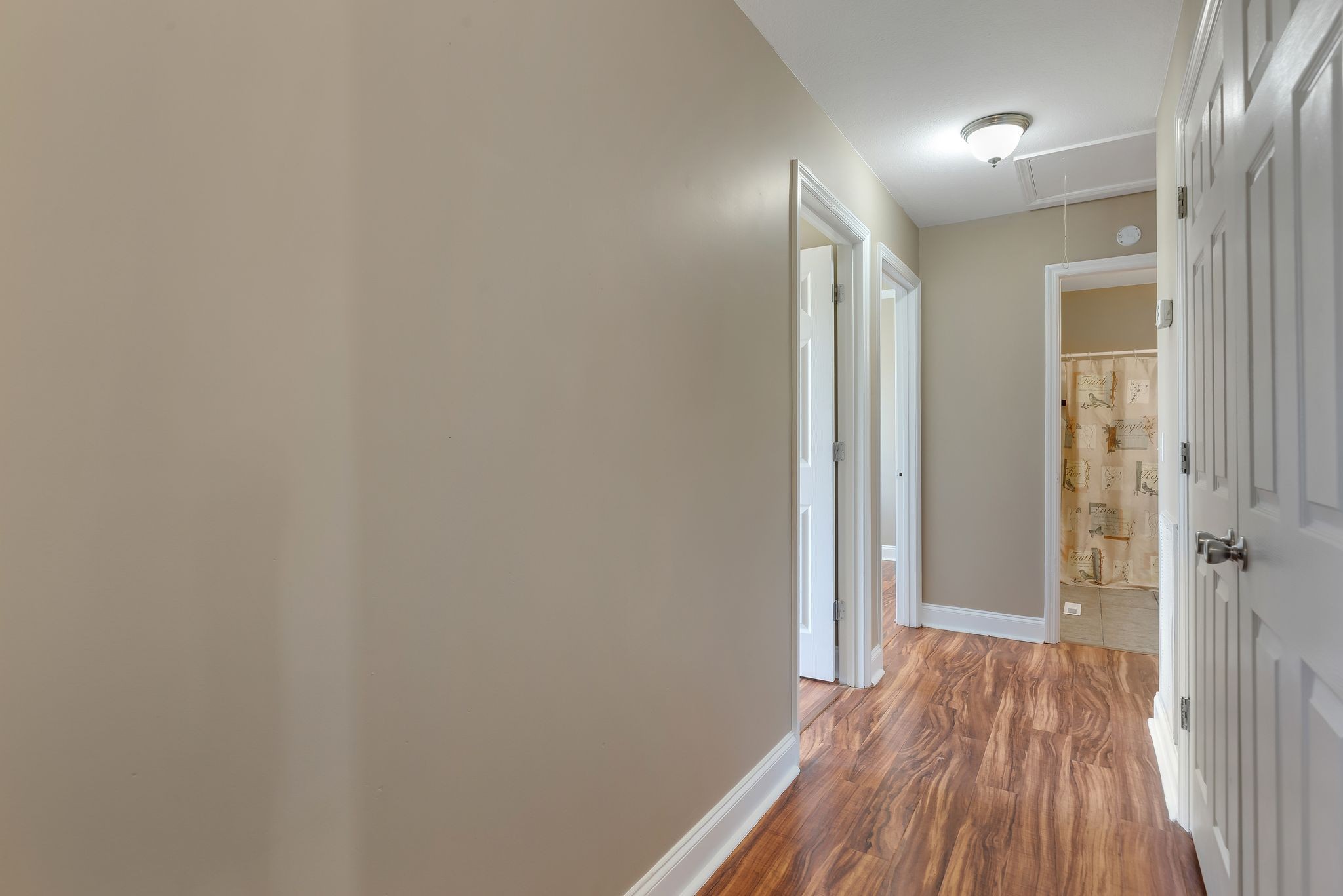 14 Hazelwood Ln