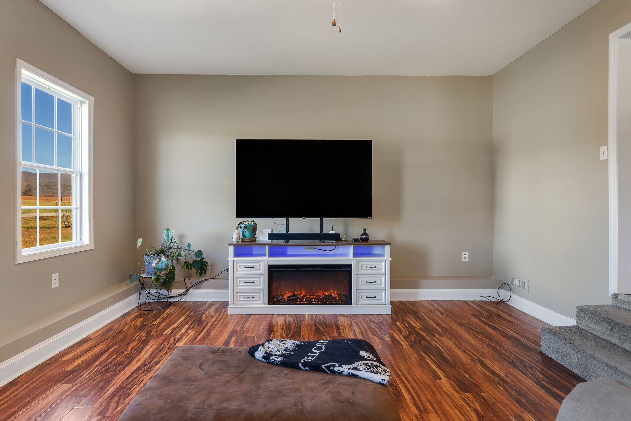 14 Hazelwood Ln