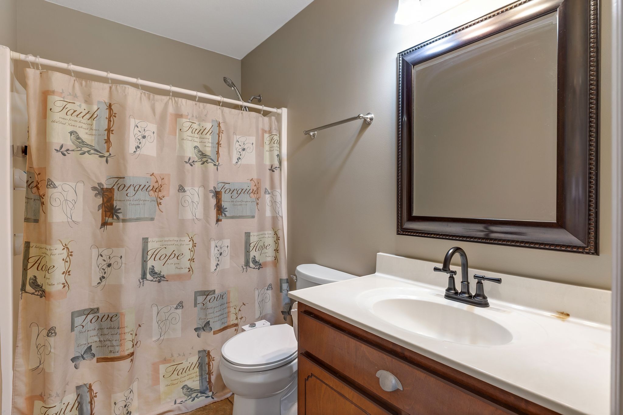 14 Hazelwood Ln
