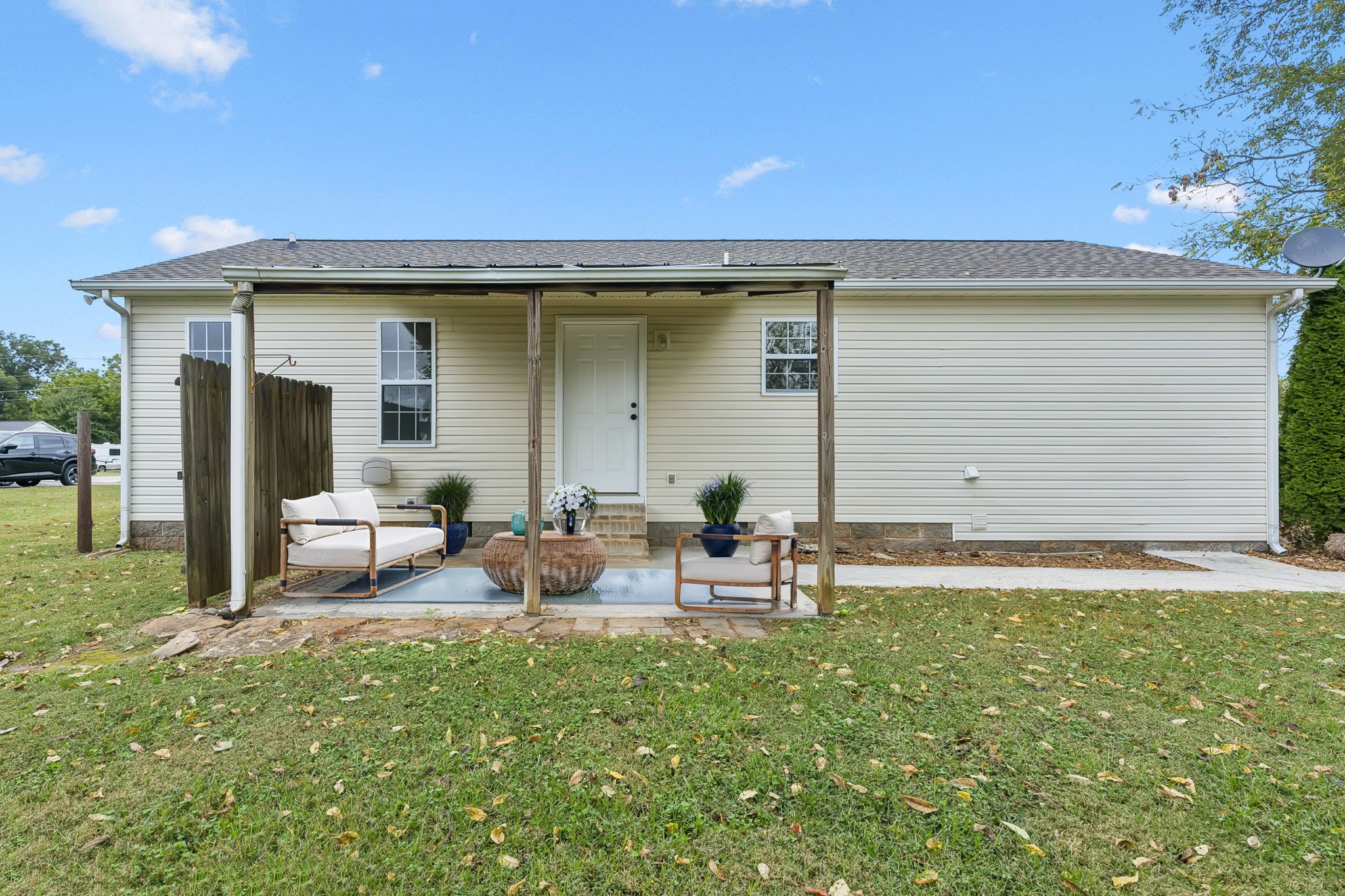 286 Strawberry Dr