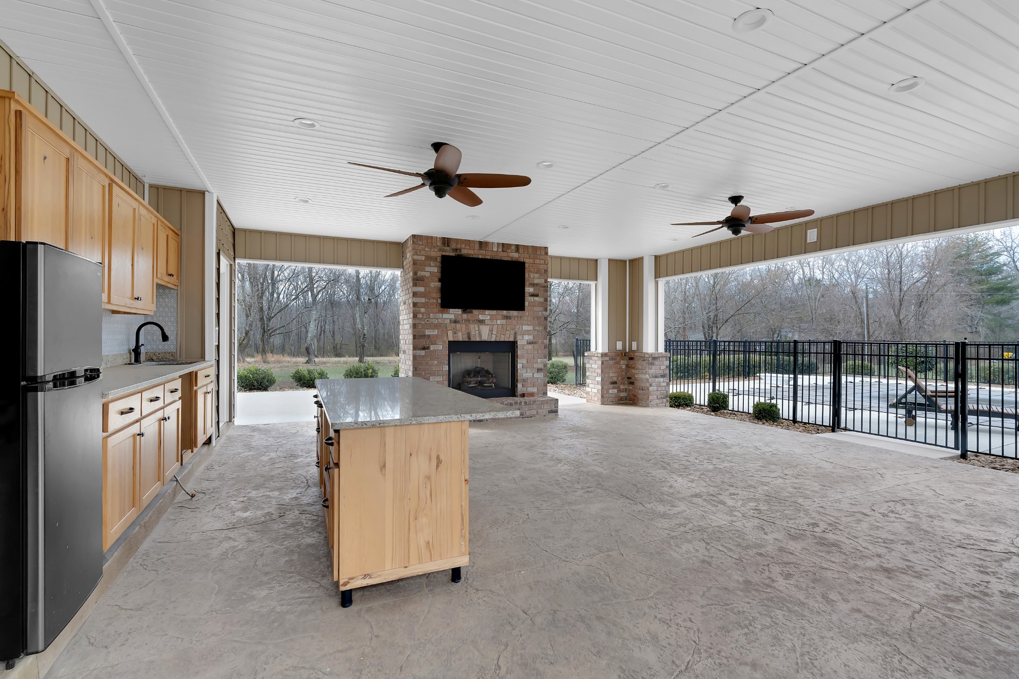 5765 Spring Creek Rd