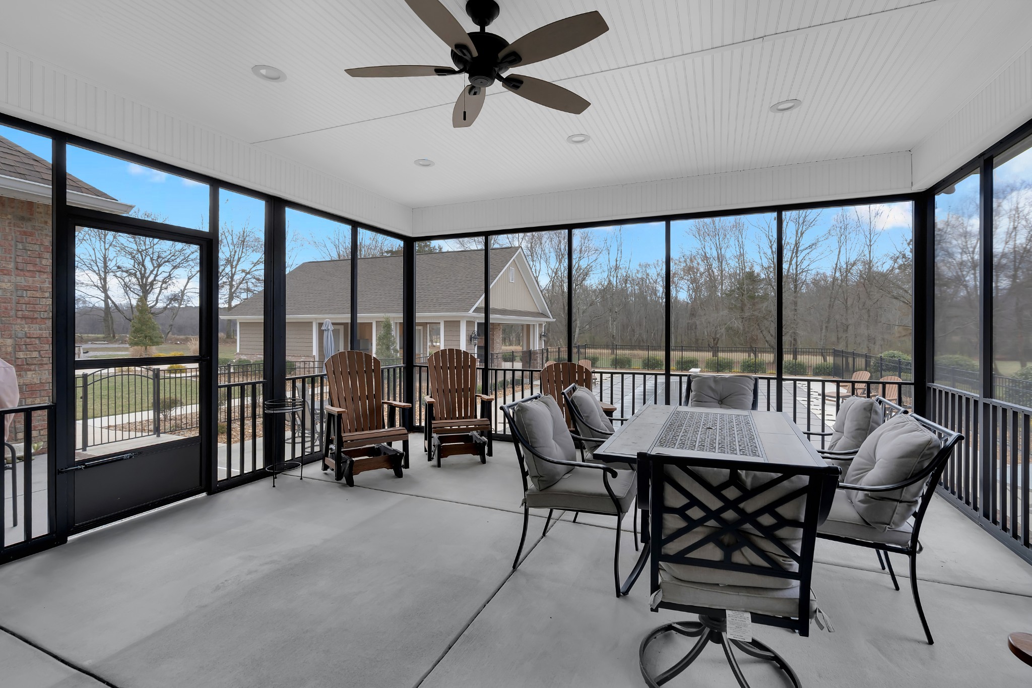 5765 Spring Creek Rd