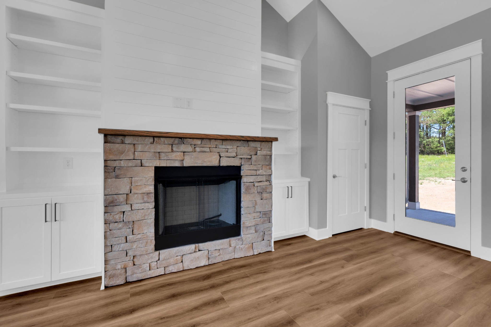 8246 AEDC RD