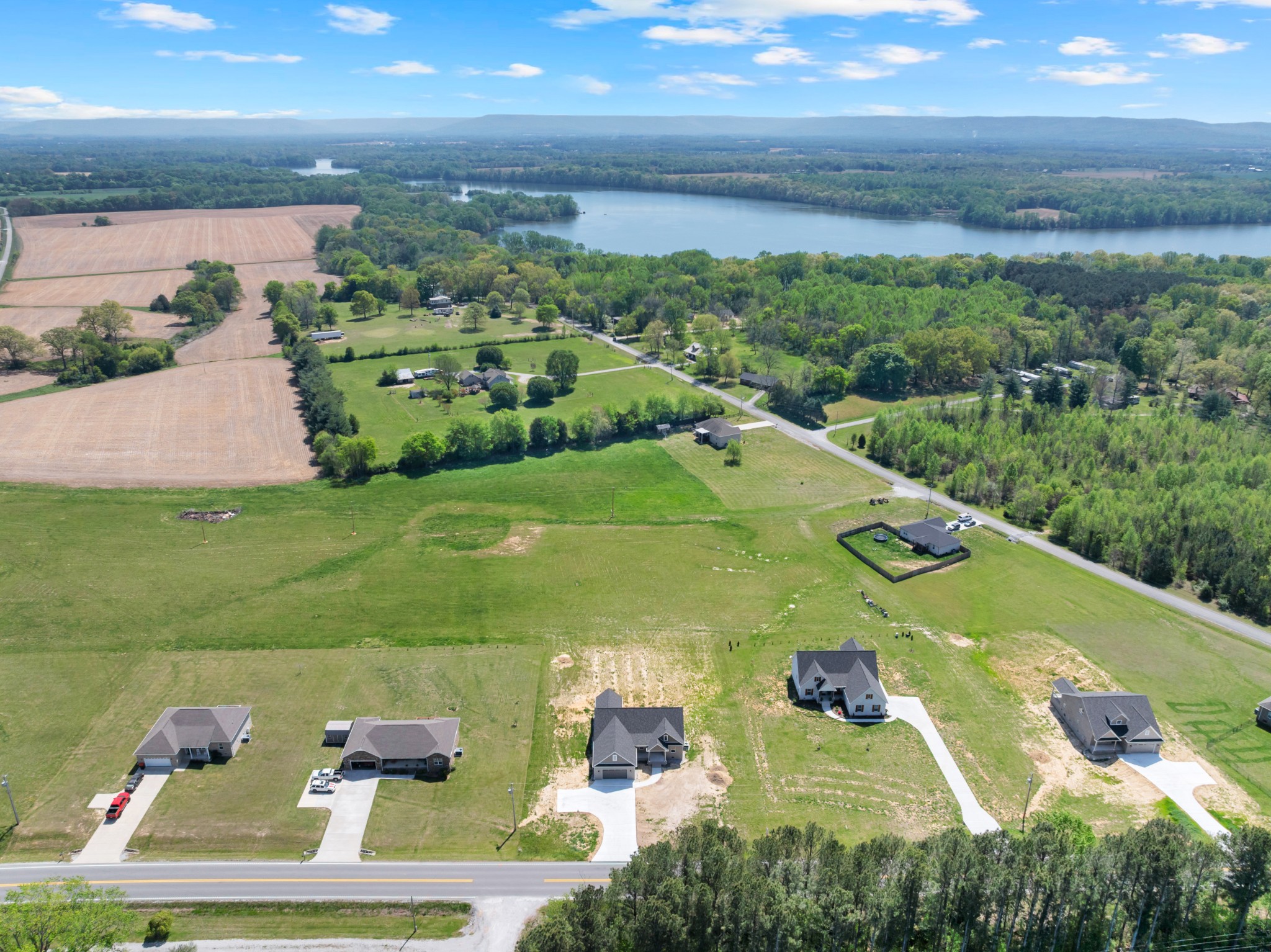 8246 AEDC RD