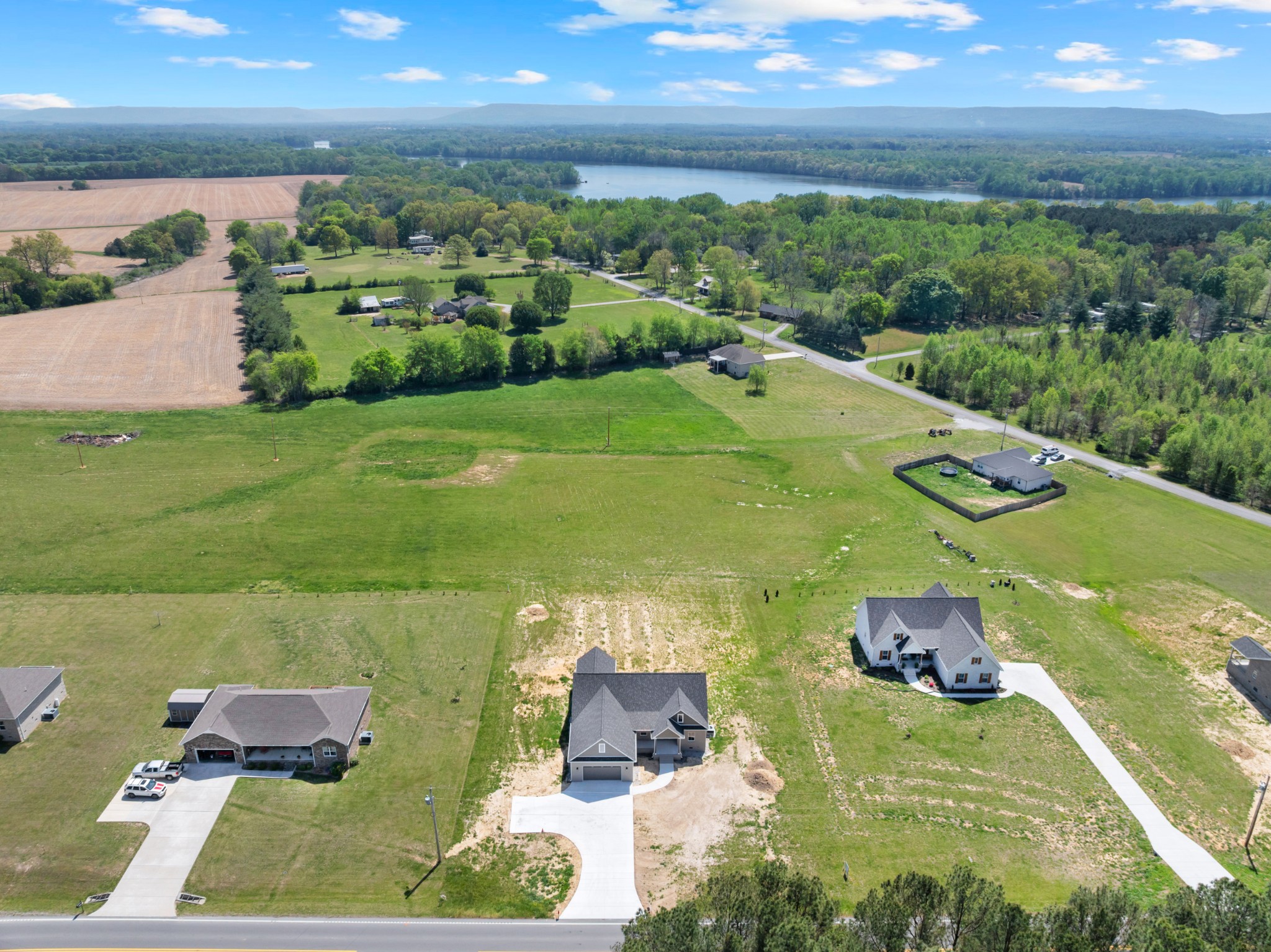 8246 AEDC RD
