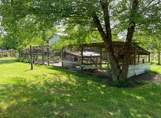 95 Floyd Ln