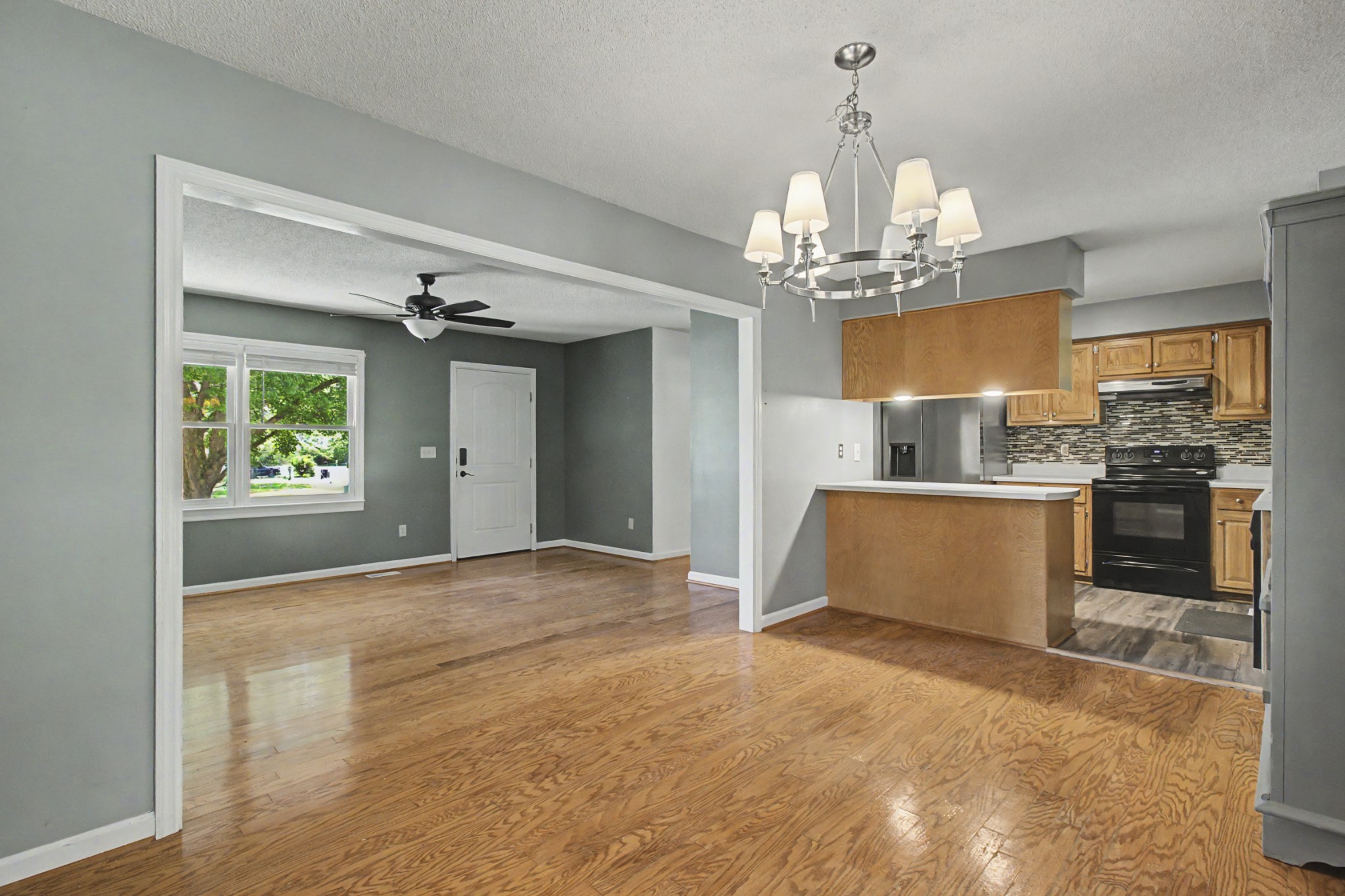 204 Scenic Cir