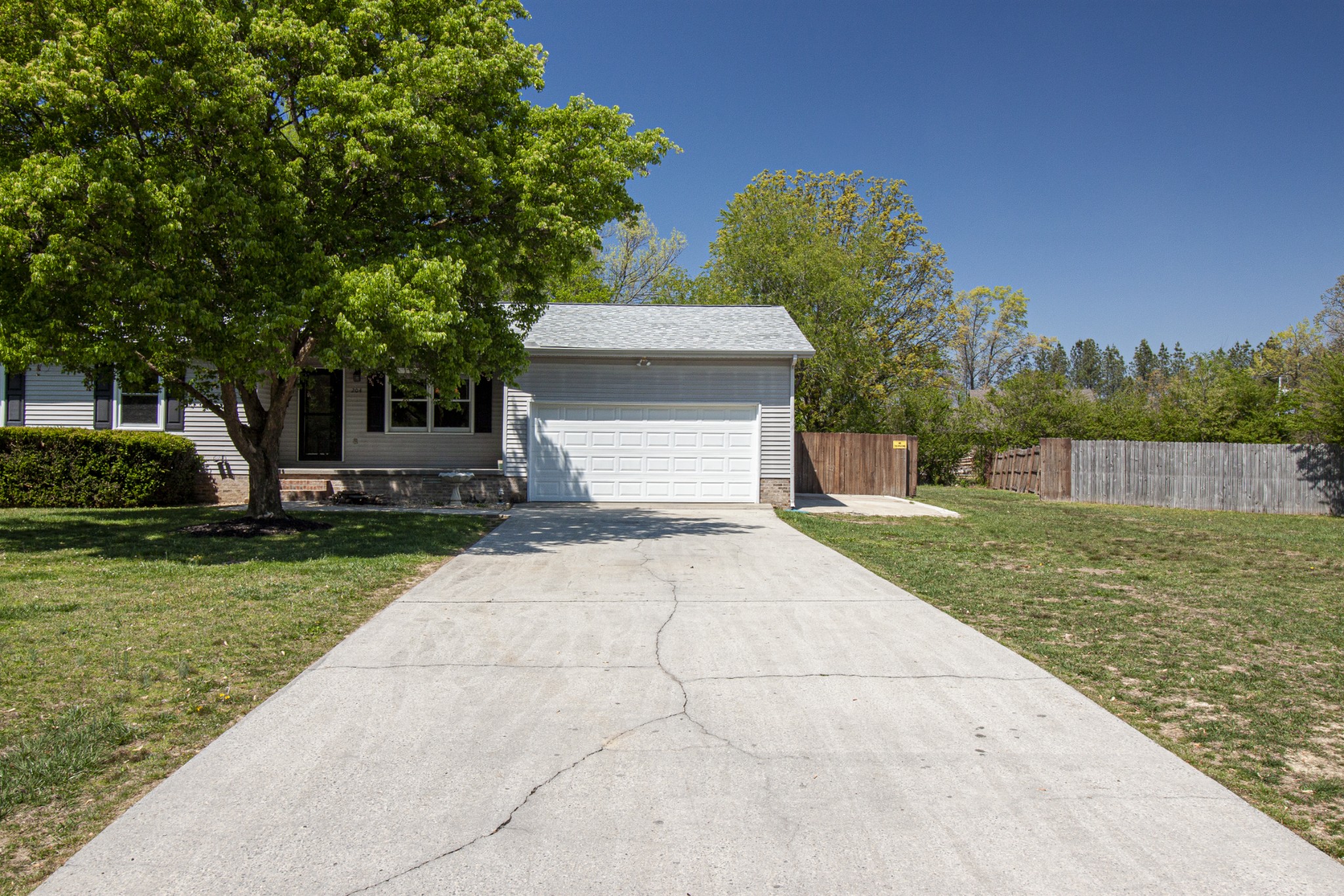 204 Scenic Cir