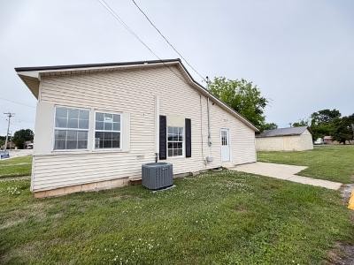 102 Hodges St, N