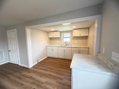 102 Hodges St, N