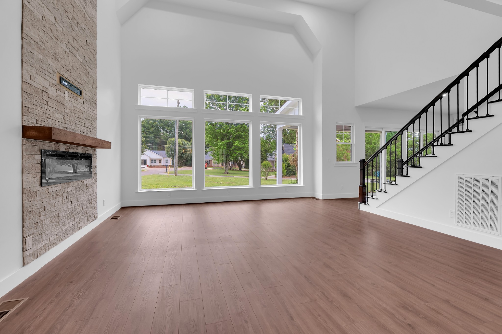 347 Campfire Ct