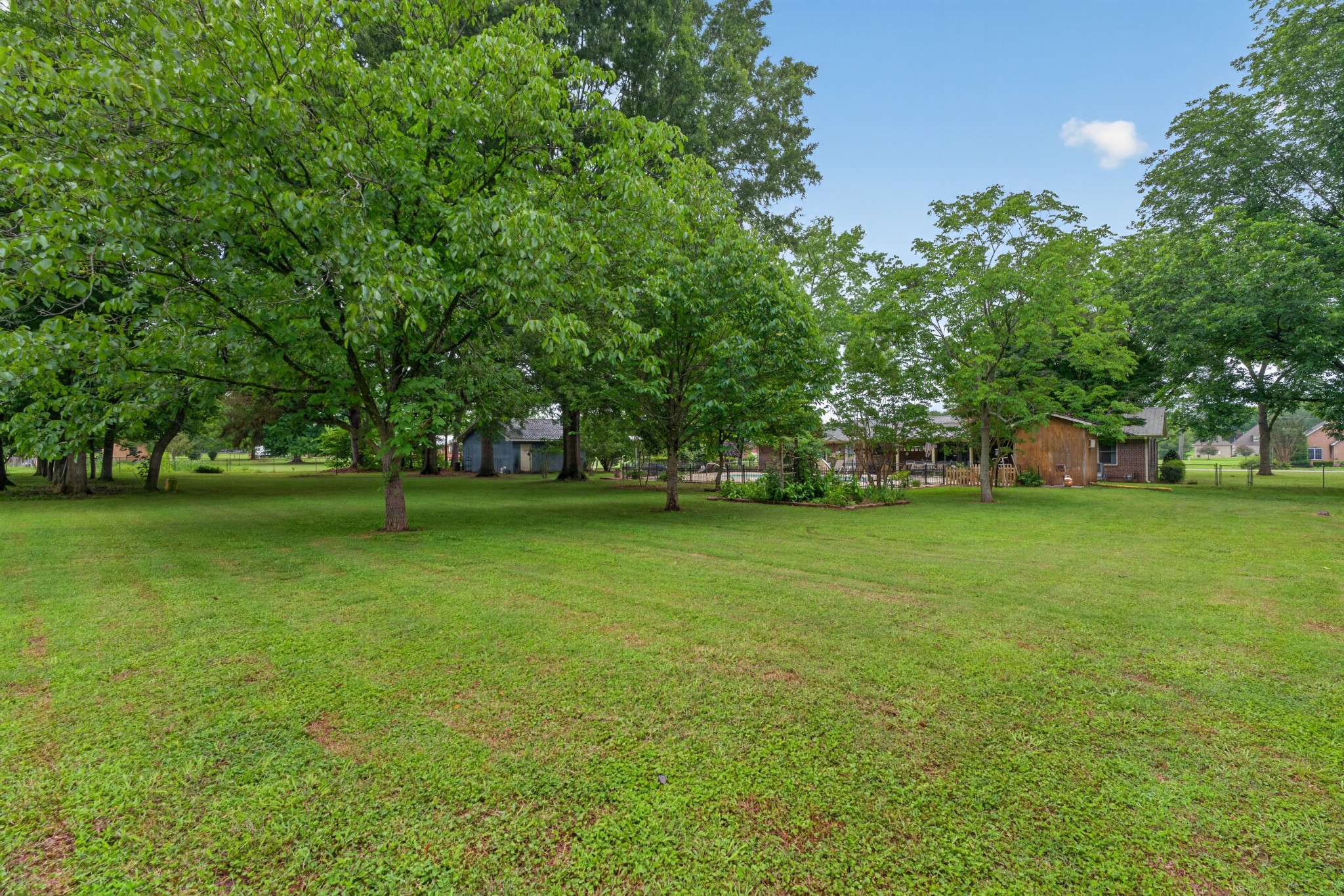 1405 Old Estill Springs Rd
