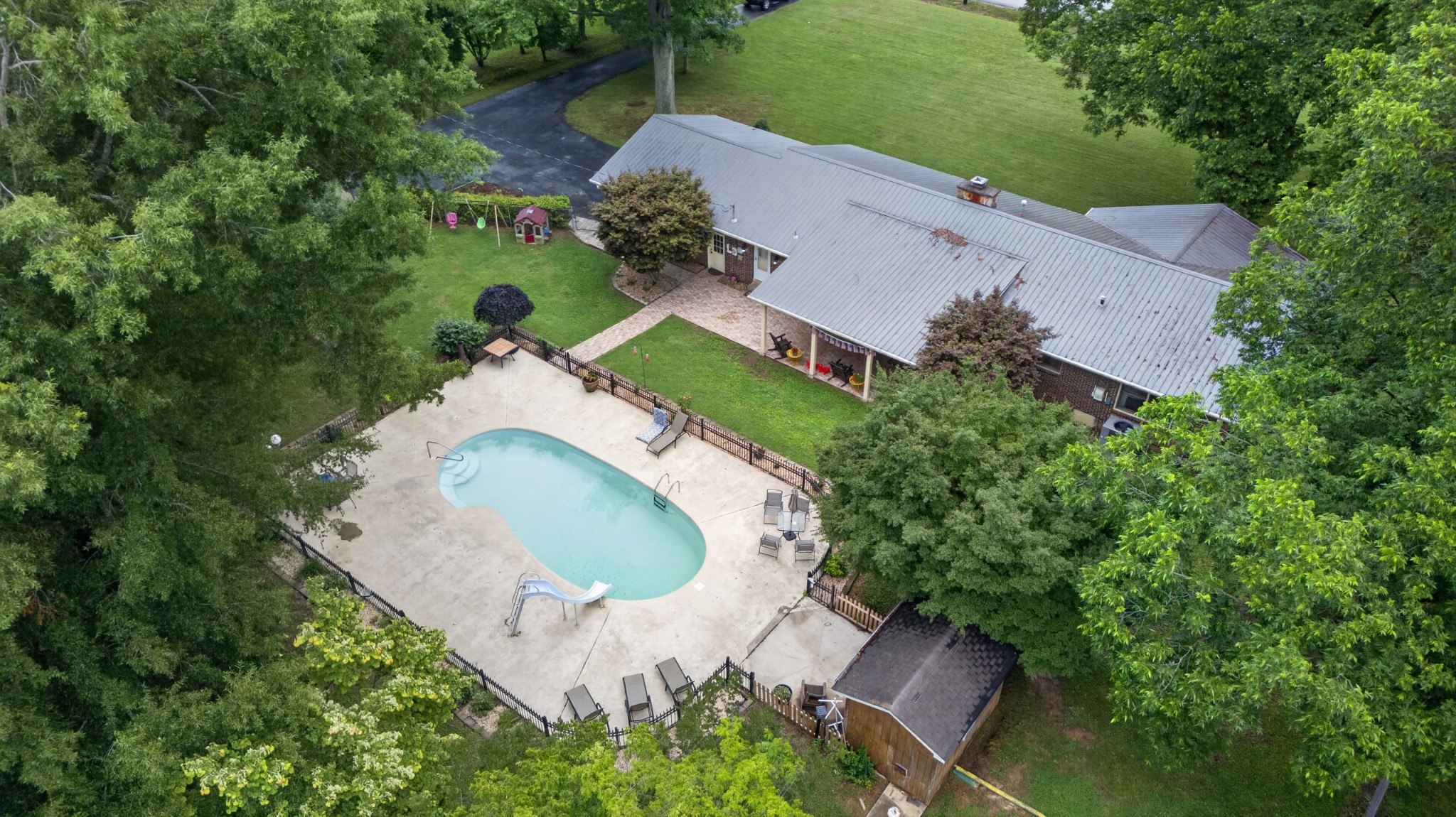 1405 Old Estill Springs Rd