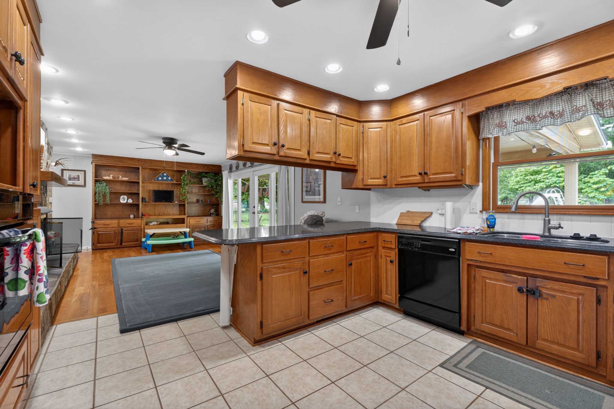 1405 Old Estill Springs Rd