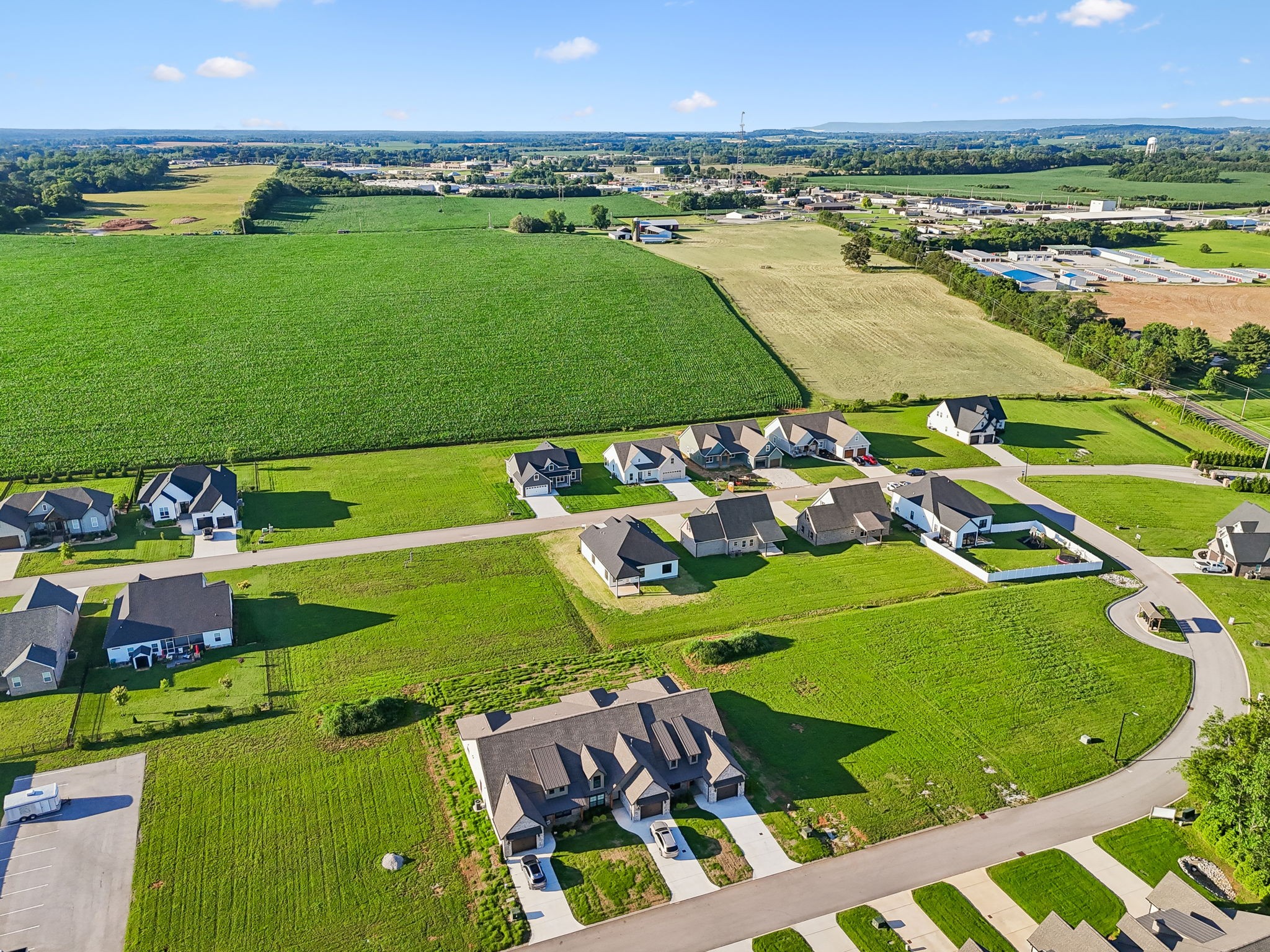 123 Lookout Dr